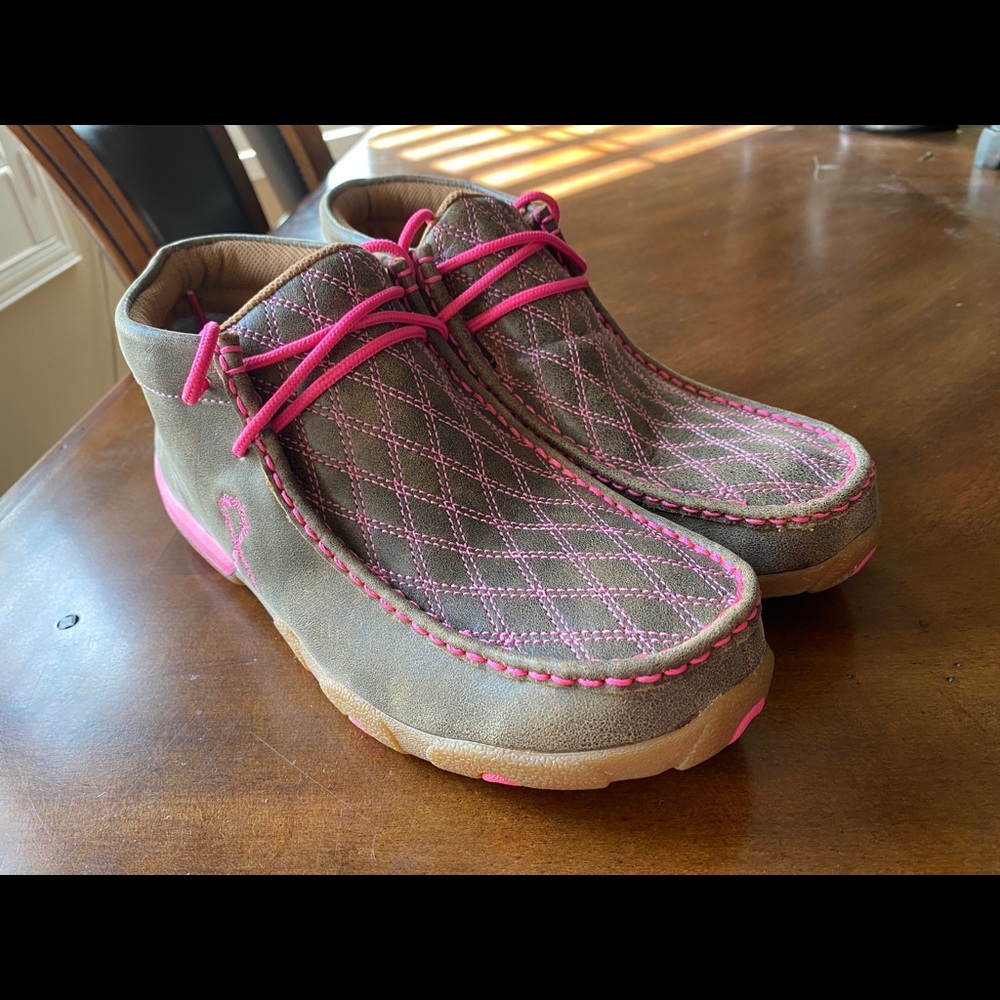 Never worn. Twisted X shoes.